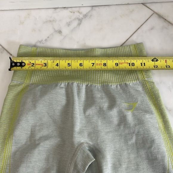 Gymshark womens crop leggings gray and lime green/yellow with contour stitching - Picture 4 of 9